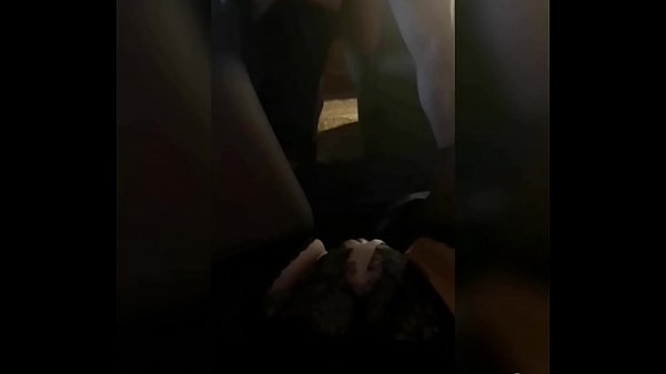 MJM vevela. O le tane fucks uo teine i luma o lona toalua. Ua susu le pusi a le faletua, o ana mafaufauga eleelea ua na ona faaseseina ai le mafaufau